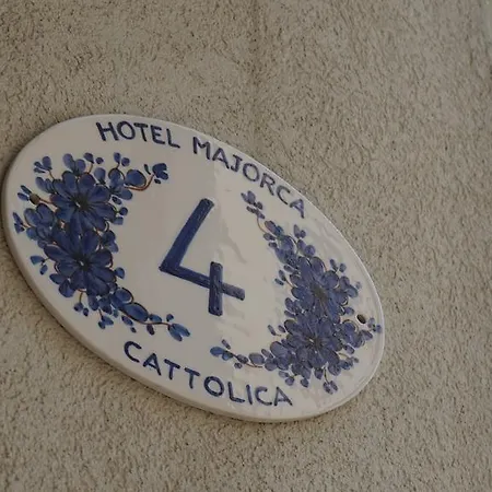 ホテル Majorca 3*
